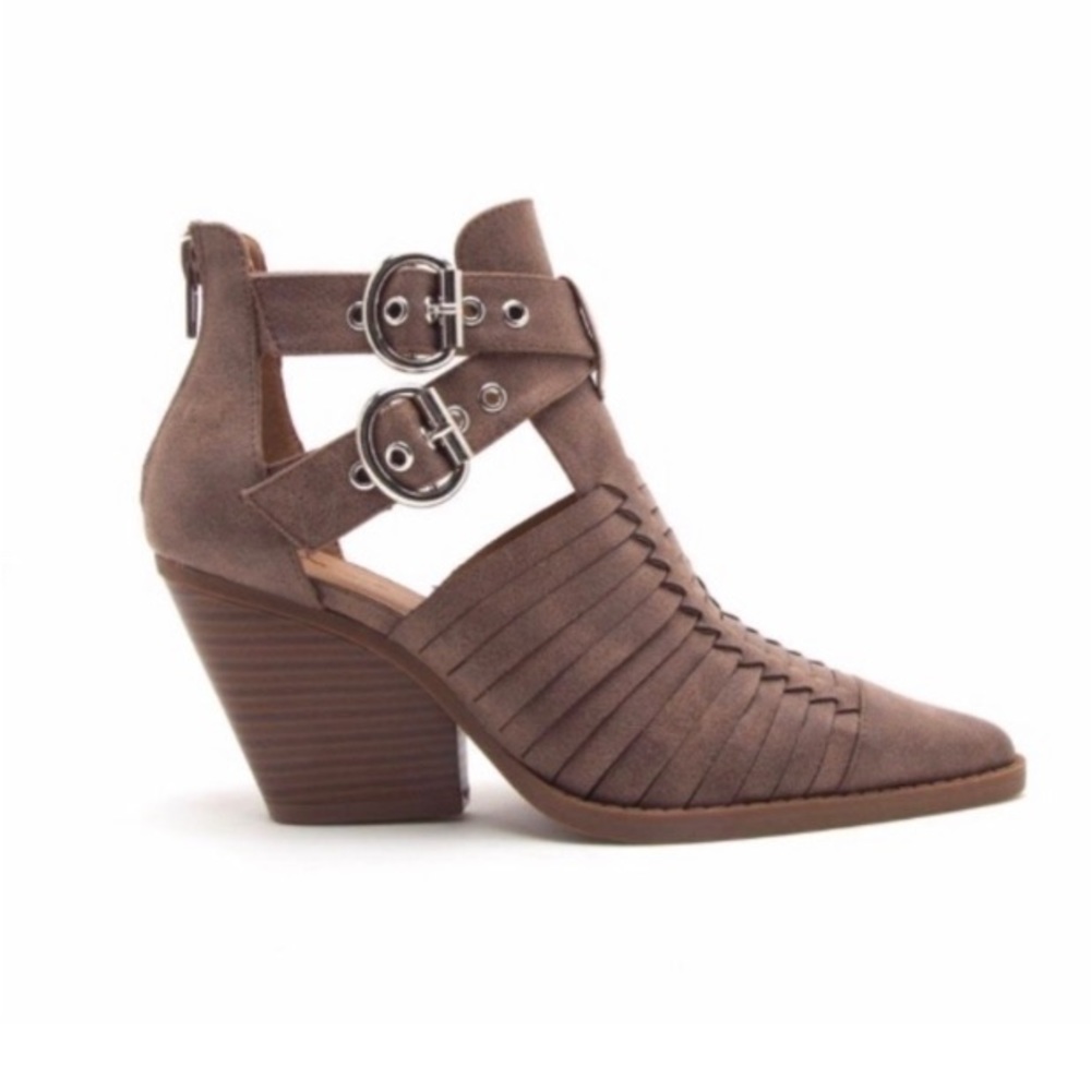 TAN Qupid Booties
